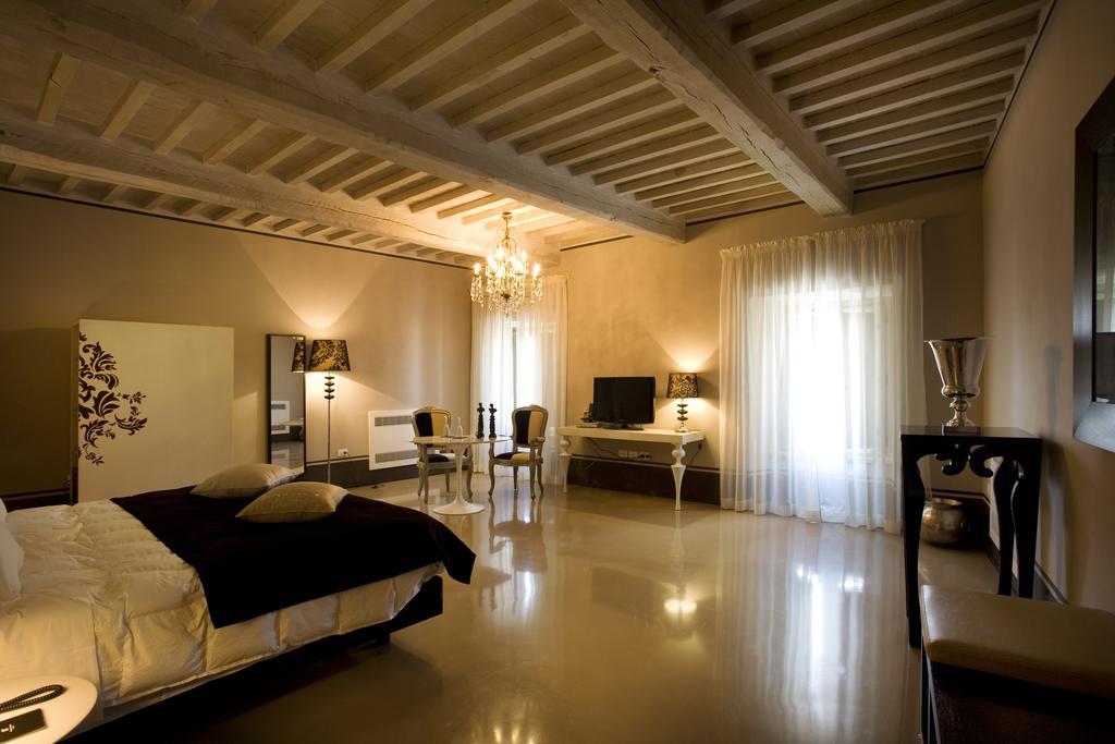 Palazzo Bontadosi Hotel&Spa Montefalco Habitación foto